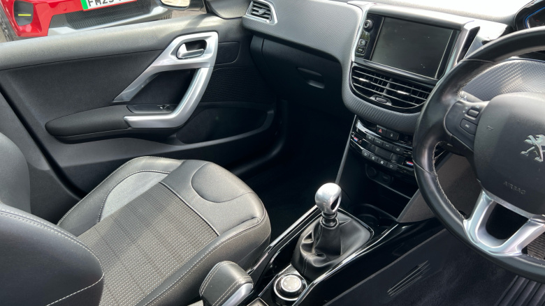 Peugeot 2008 1.2 PureTech 110 Allure Premium 5dr Petrol Estate